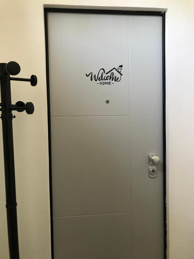 Ferienwohnung La Rosa App Livorno Exterior foto